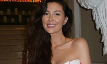 Анна Заворотнюк объяснила, почему скрывает лицо сына смайликами в соцсетях