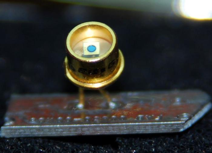 Учёные Дальневосточного отделения РАН изобрели прозрачный электрод