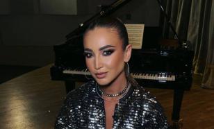 Бузова и комик Нурлан Сабуров обменялись комплиментами