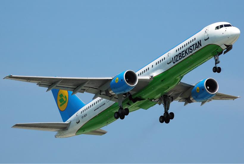 Boeing 757-200 авиакомпании "Узбекистон хаво йуллари"
