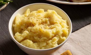 Это не просто пюре — это облако: узнайте, как готовят картофель по-французски