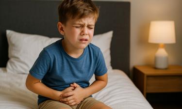 Живот болит без причины? Скрытая болезнь, которой страдает каждый третий ребёнок