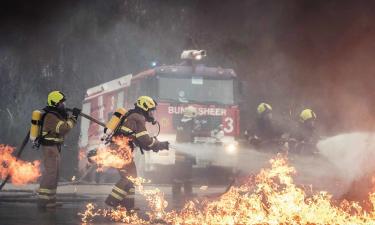 На парковке в Ижевске загорелся ВАЗ 2115 по данным udm-info.ru