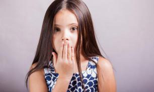 Почему у ребёнка плохо пахнет изо рта