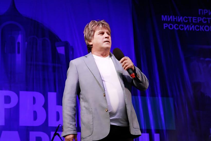 Певец Алексей Глызин