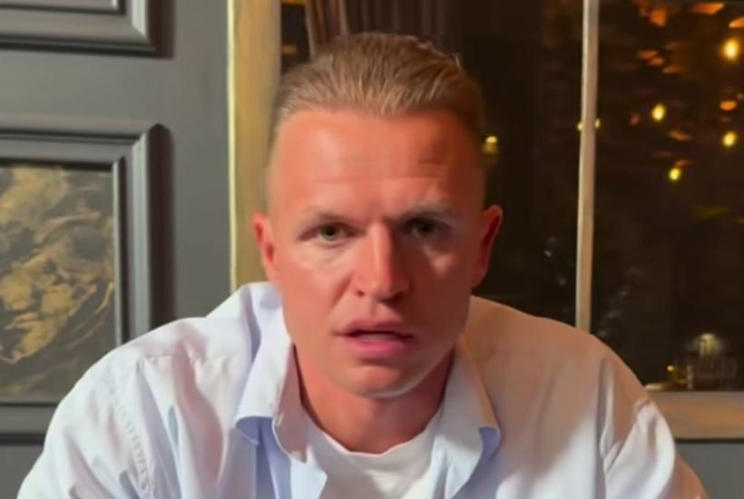 Футболист Дмитрий Тарасов