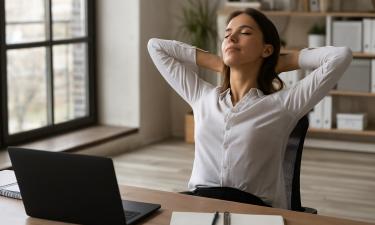 Компьютер отнимает не только зрение: тихая катастрофа, которая начинается со спины