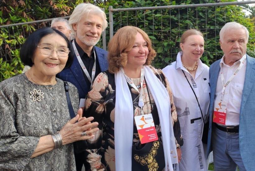 Ученики Сергея Герасимова — Наталия Аринбасарова, Наталья Бондарчук, Сергей Никоненко, Валентина Теличкина