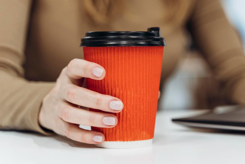 Стаканчик кофе