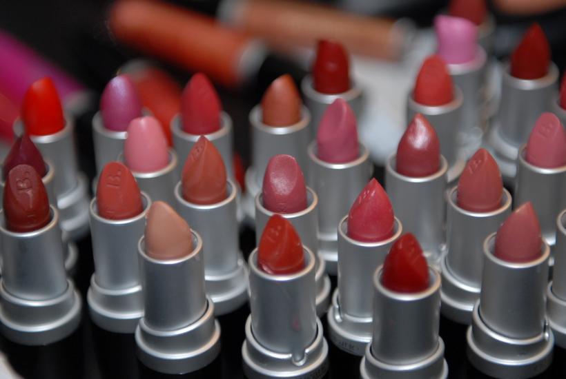 Губные помады