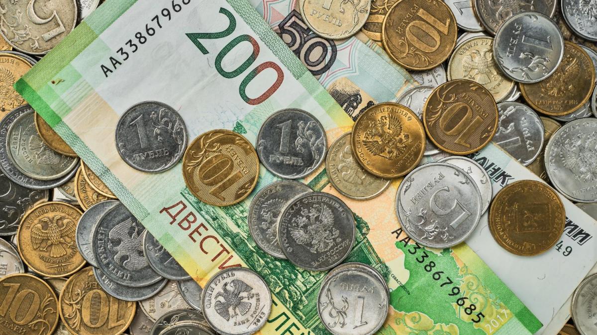 Realne plače v Rusiji naj bi se leta 2026 povečale za 2,7 %