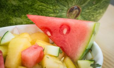 Летняя лёгкость с тяжёлыми последствиями: как летние плоды бьют по водно-солевому балансу