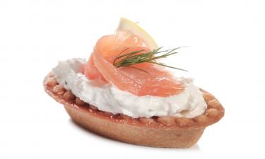 Копчёный лосось усиливает вкус новогодних верринов — raig.it