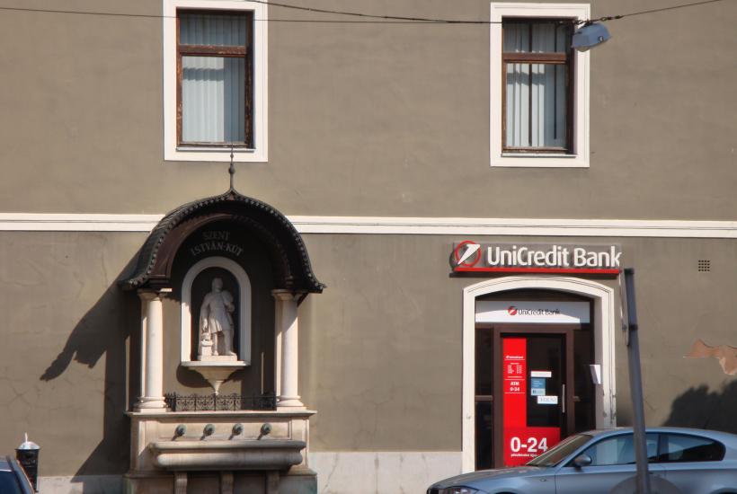 Saint Stephen Fountain by László Wild and UniCredit Bank in Eger, 2010 Hungary. - panoramio