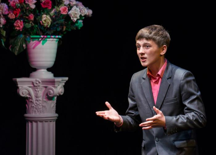 Московские школьники прочитали стихи с актерами театров