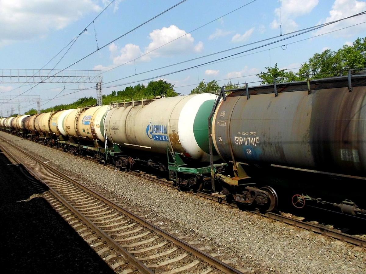 Rusija in Indija iščeta načine za obhod zahodnih sankcij pri dobavi nafte