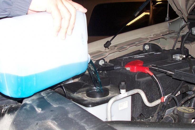 Стеклоомывающая жидкость