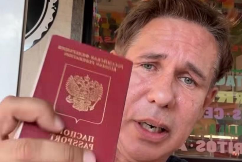 Актёр Алексей Панин