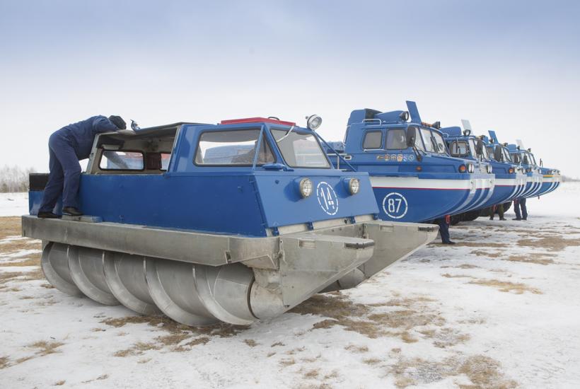 ЗиЛ-29061 - учение поисково-спасательного отряда по обнаружению и эвакуации экипажа космического корабля «Союз ТМА» 01