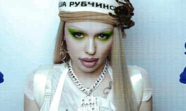 Какие ногти и губы: почему Ирина Безрукова назвала творчество Инстасамки примитивным