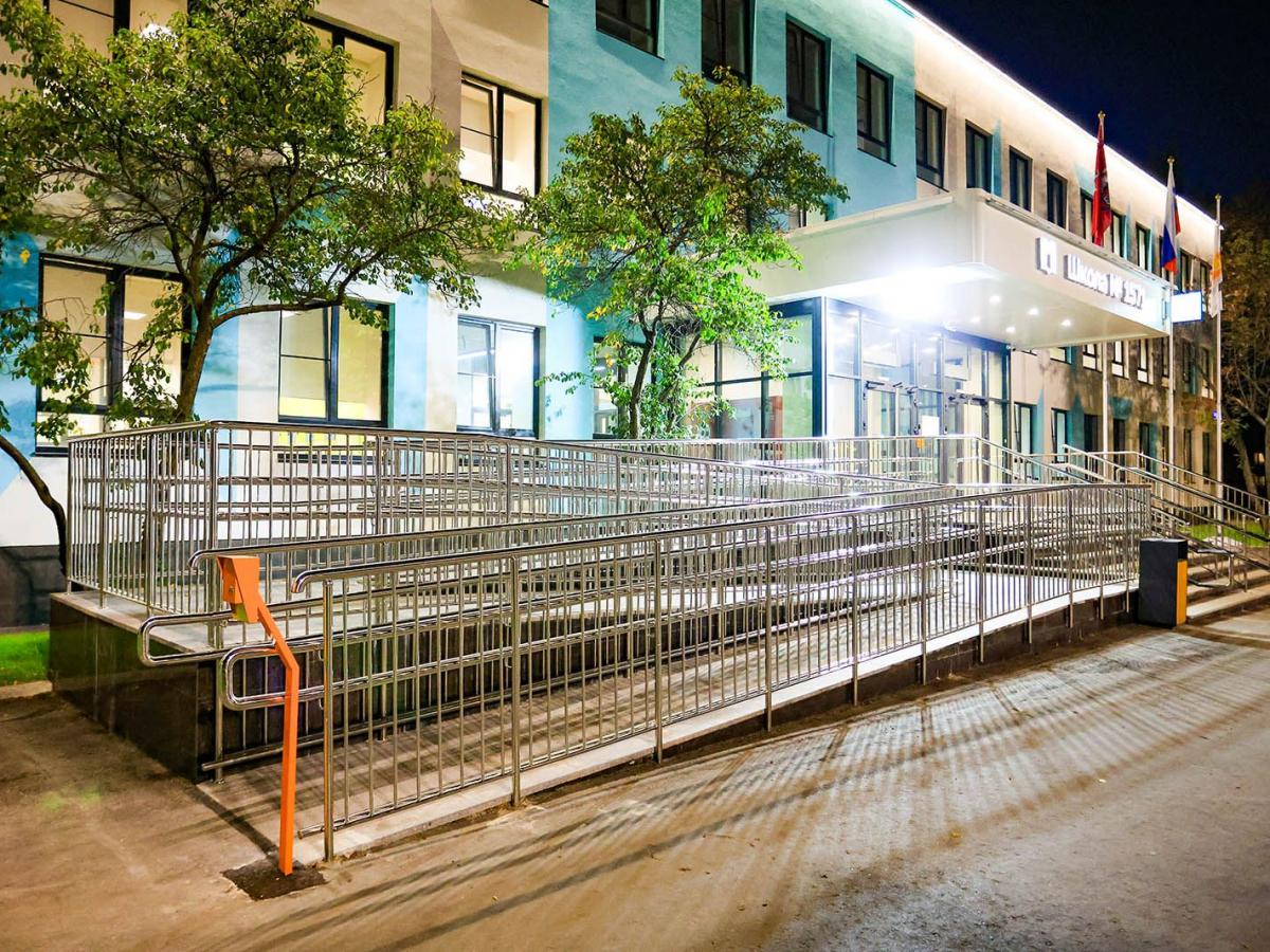 Добровольность сдачи детской биометрии в школах подтвердил Виталий Милонов