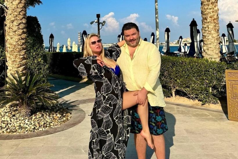 Певица Анна Семенович Певица Анна Семенович