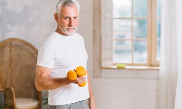 Ежедневная гимнастика улучшает подвижность у пожилых