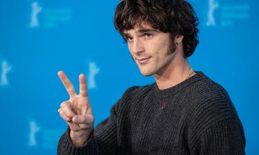 Секретная татуировка и акцент Эминема: узнайте восемь неожиданных фактов о Джейкобе Элорди