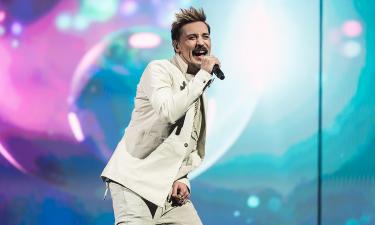 Один куплет — и вся школа в шоке: Билан сделал вирусную звезду из учительницы физики