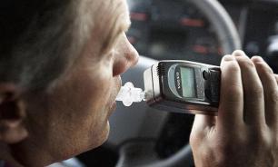 По данным опроса, более 1 млн пожилых автомобилистов признаются в вождении в нетрезвом виде