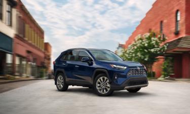 Россияне продолжают покупать японские автомобили: названы 5 популярных моделей