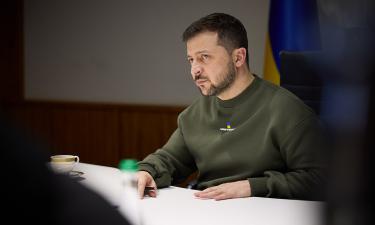 Цирк вместо страны: Киев уничтожил стамбульские договоренности