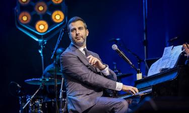 Иван Ургант зачитал письма больных детей, думающих о смерти