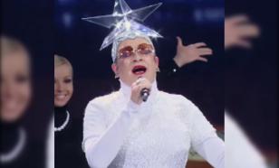 Верка Сердючка поклонилась 75-летней Алле Пугачёвой на фестивале в Юрмале