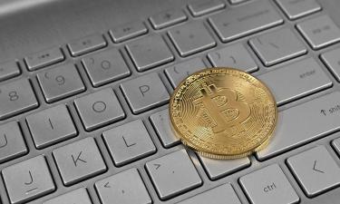 Биткоин-ETF от BlackRock: почему Unicredit делает этот шаг?