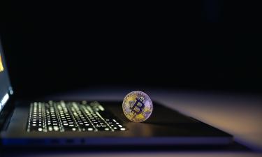 Криптовалютный памятник: почему на кошелёк Сатоши пришёл $20 000?