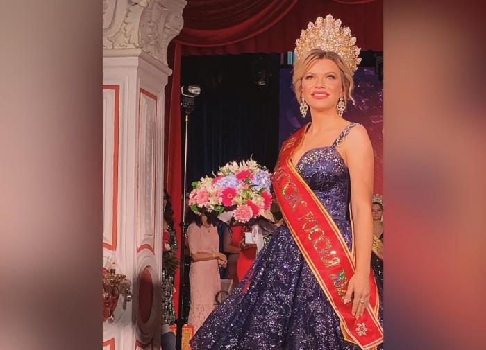 Индианка пытается лишить сибирячку короны